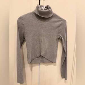 Forever 21 Gray Ribbed Crop Top